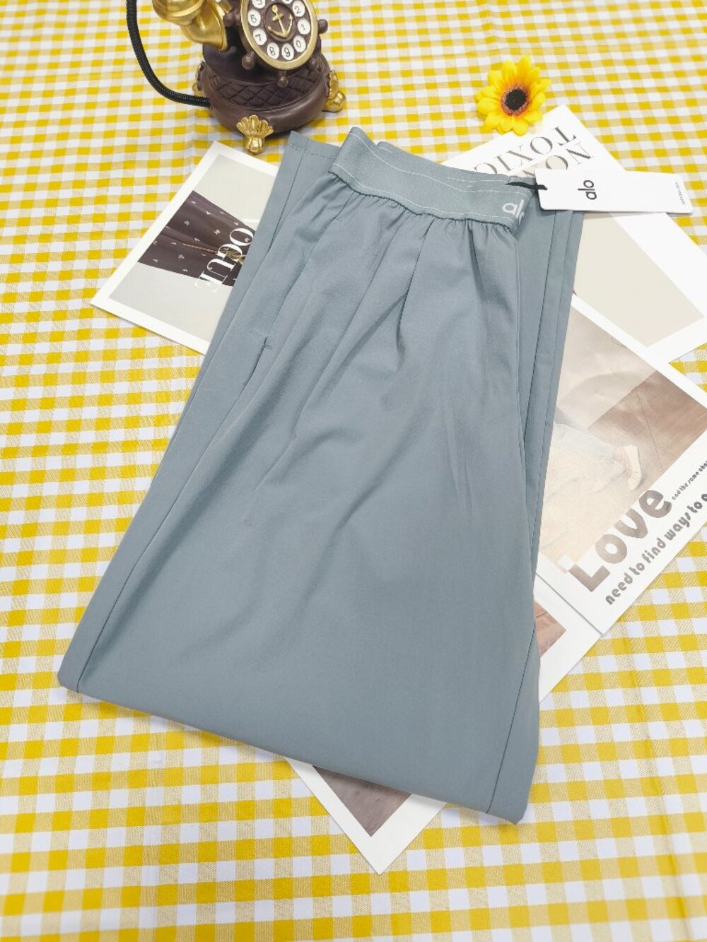Alo Yoga Brand Trouser🌻Steel Gray(Women's Regular 30-inch)🌠 - Picture 3 of 8